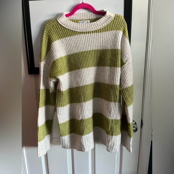 Arizona Jean Conpany Striped Oversized Sweater - Picture 2 of 4